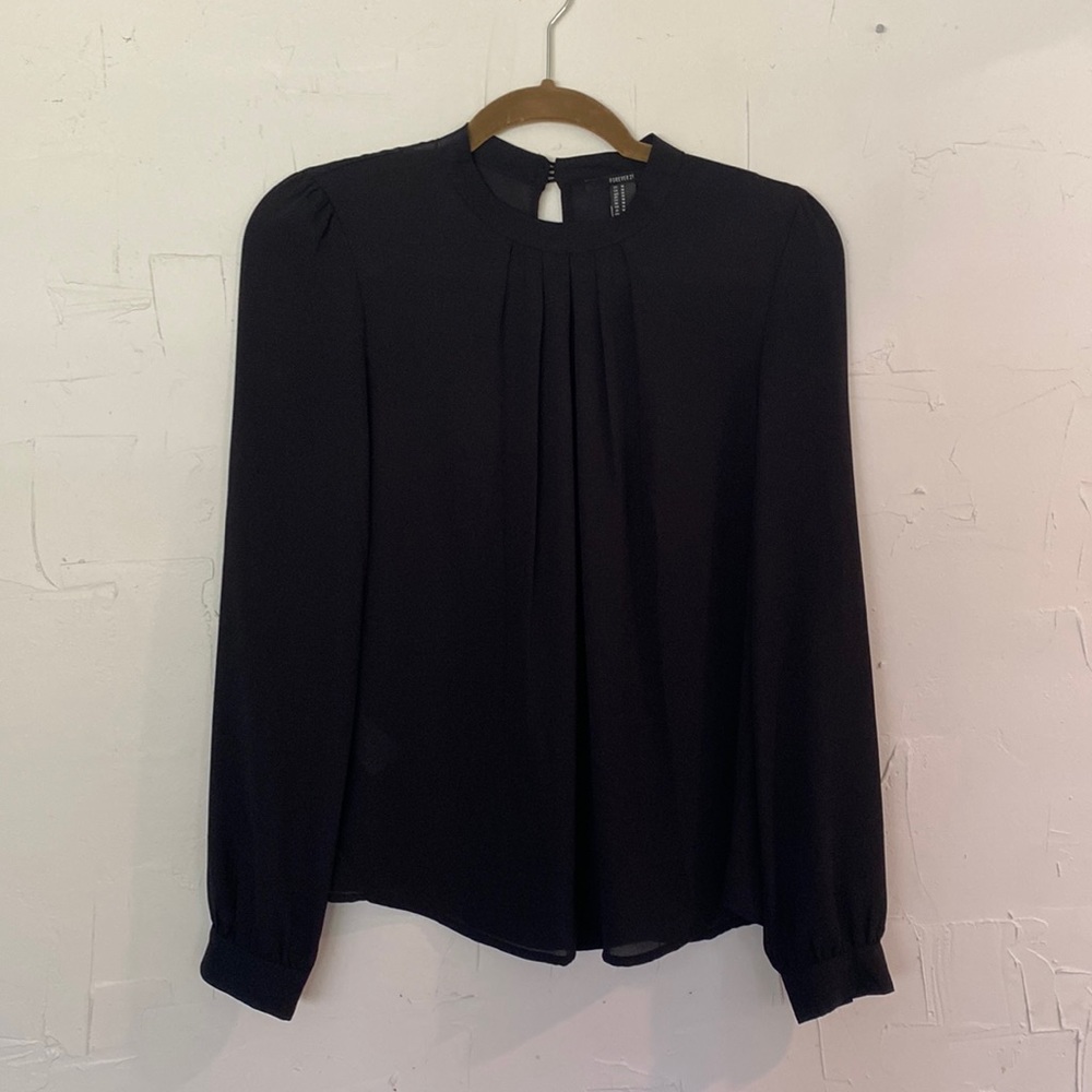 FOREVER 21 | black blouse